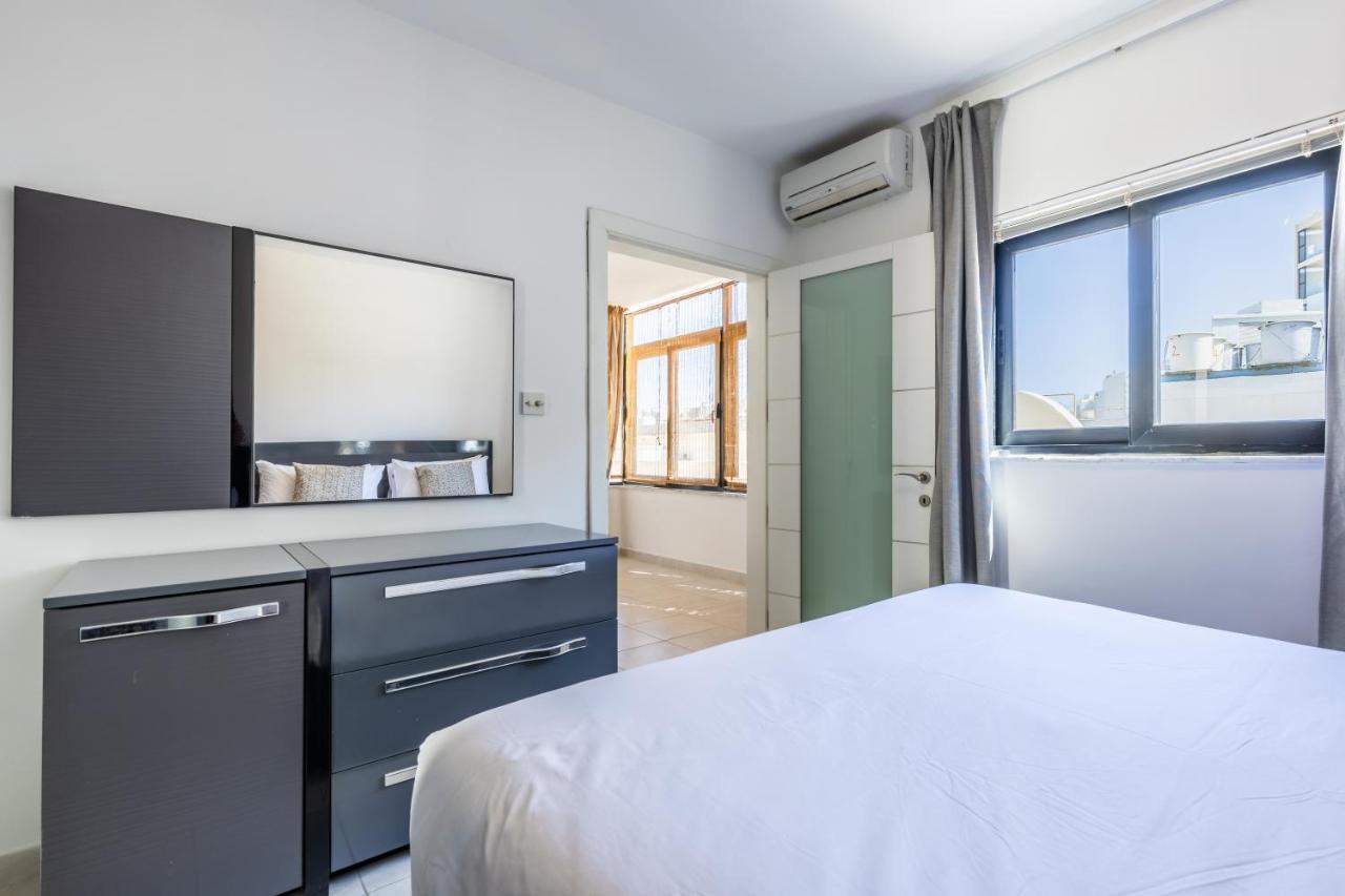 Large Terrace Penthouse Sliema 아파트 외부 사진